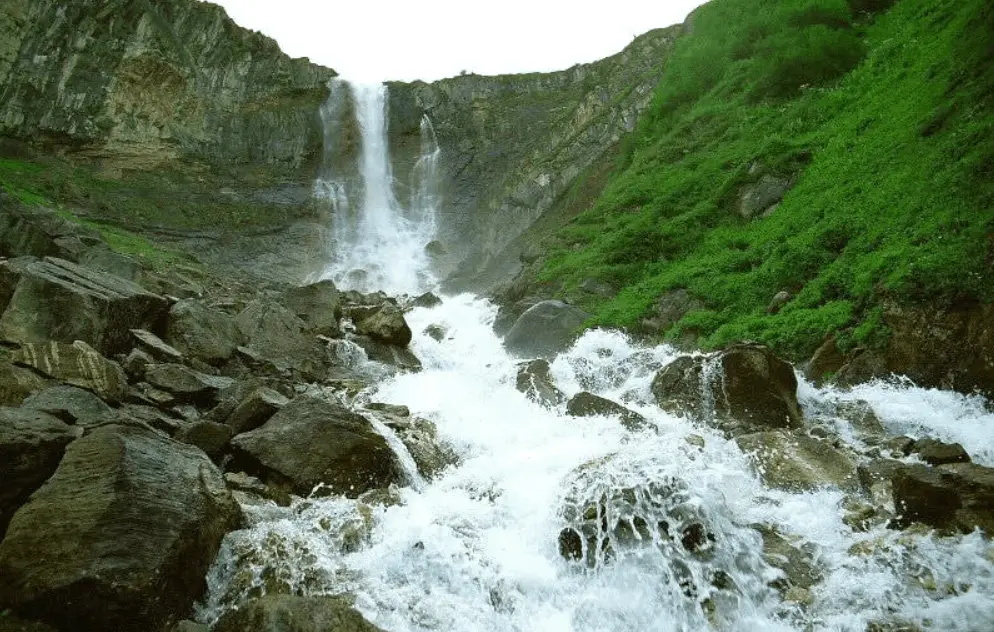 Top 10 highest waterfalls in Russia