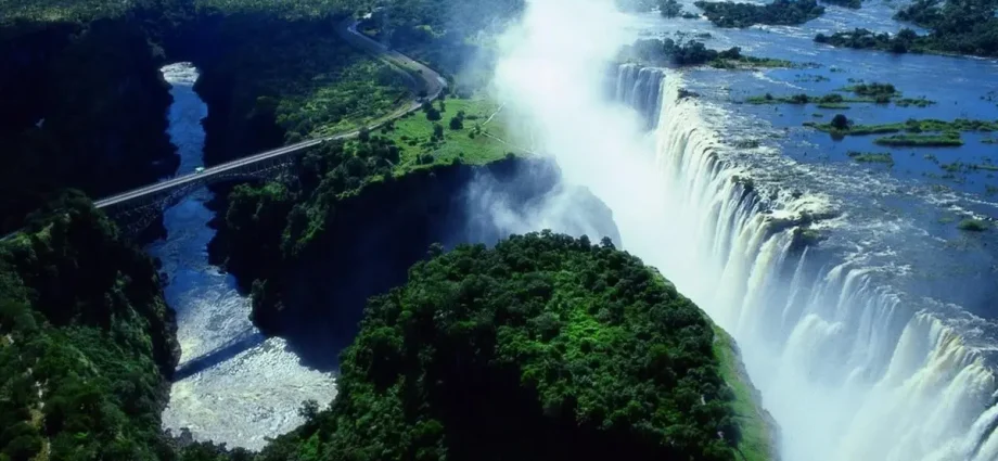 Top 10 Interesting Facts About Victoria Falls