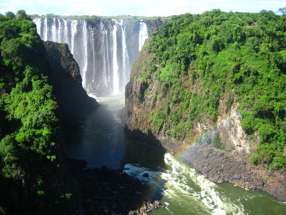 Top 10 Interesting Facts About Victoria Falls