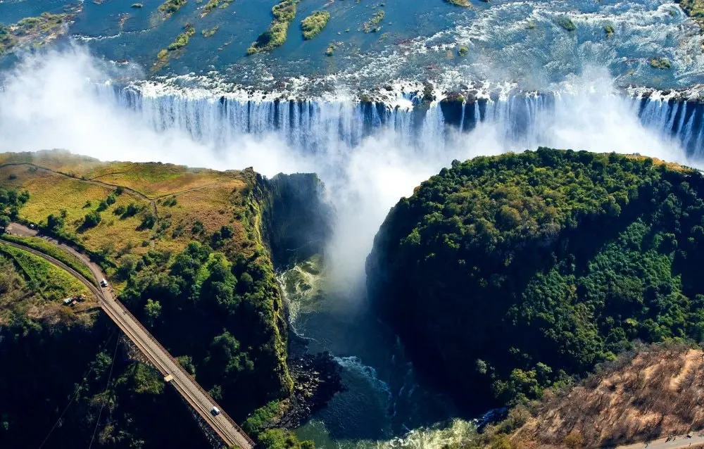 Top 10 Interesting Facts About Victoria Falls