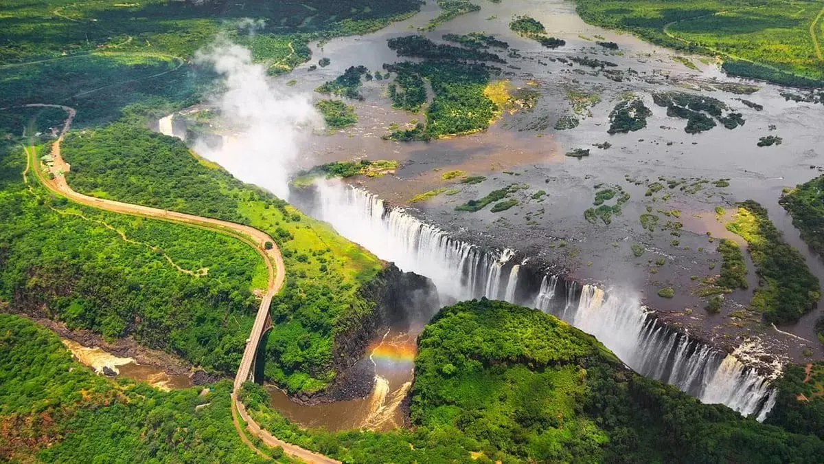 Top 10 Interesting Facts About Victoria Falls