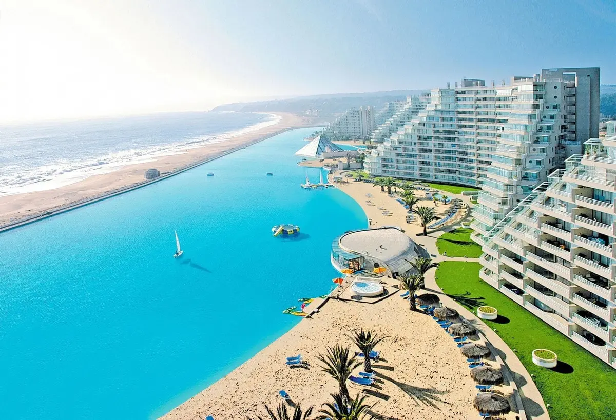 Top 10 largest swimming pools in the world