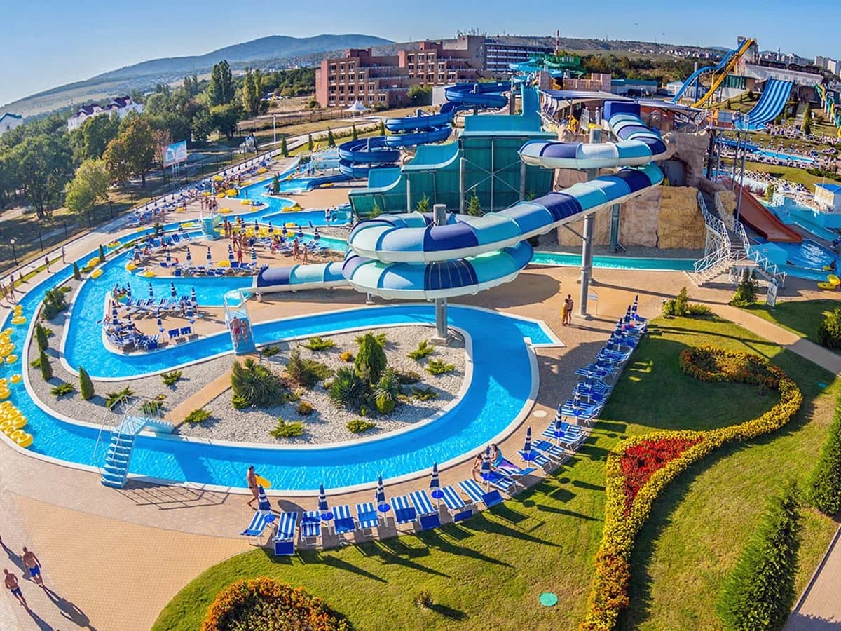 Top 10 largest water parks in Russia