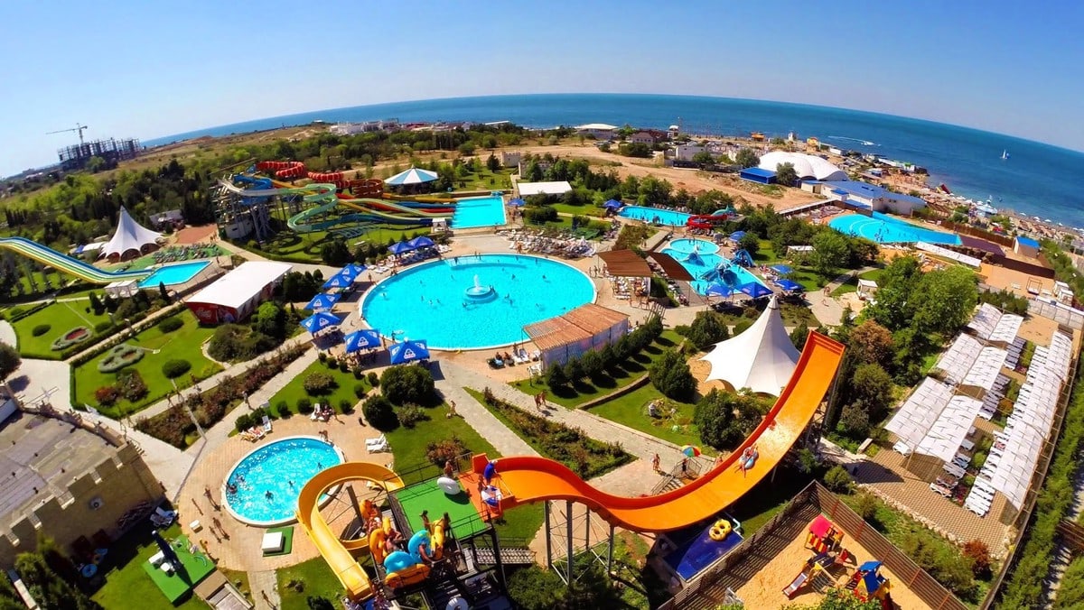 Top 10 largest water parks in Russia