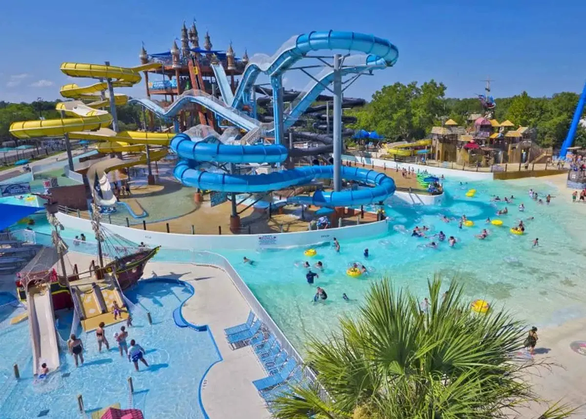 Top 10 largest water parks in the world