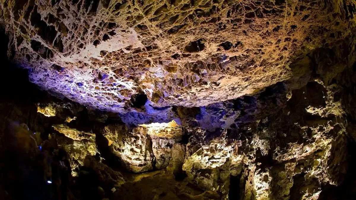 Top 10 longest caves in the world