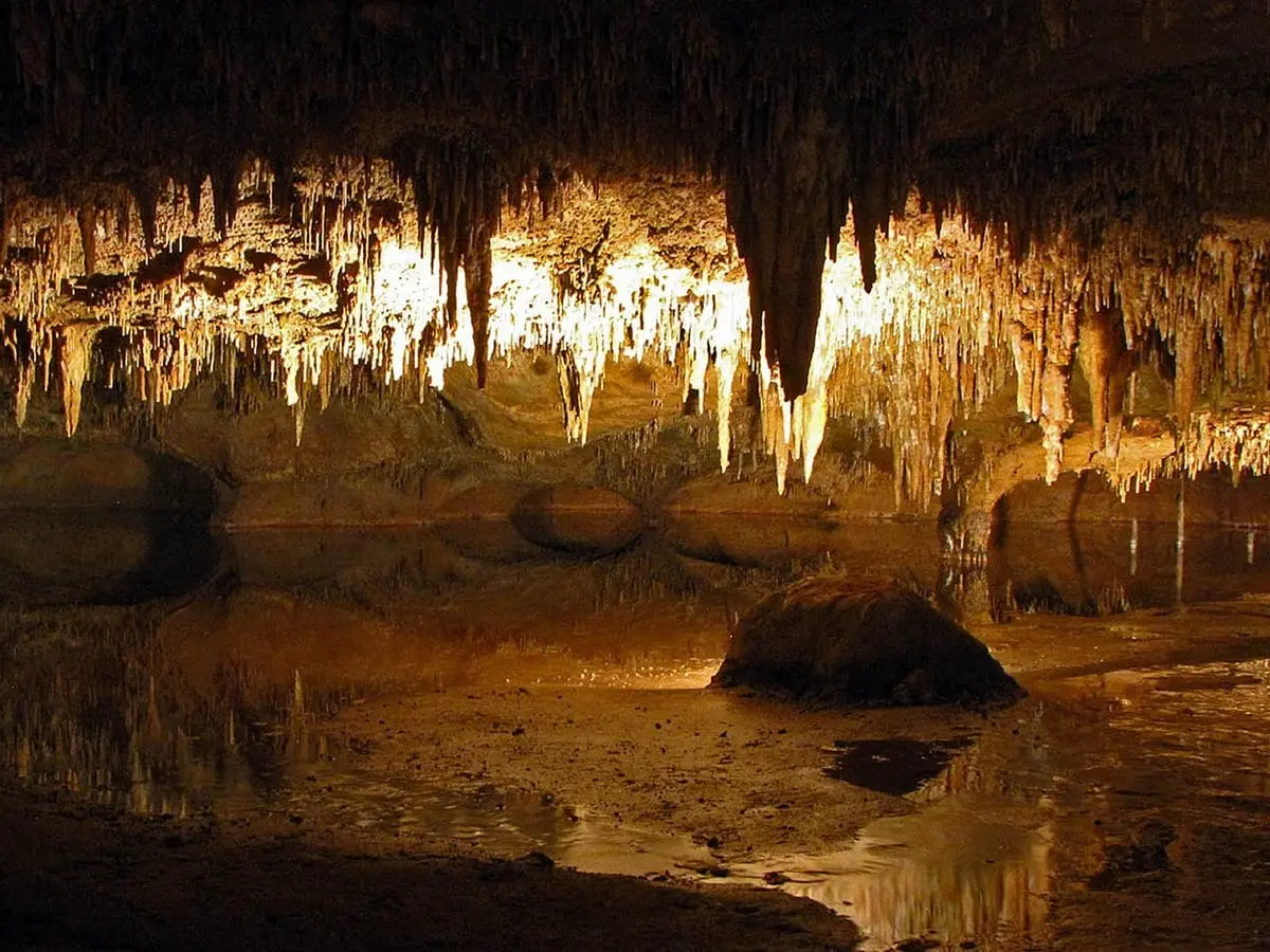 Top 10 longest caves in the world