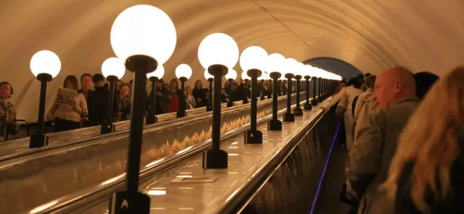 Top 10 longest escalators in the Moscow metro