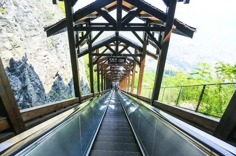 Top 10 longest escalators in the world