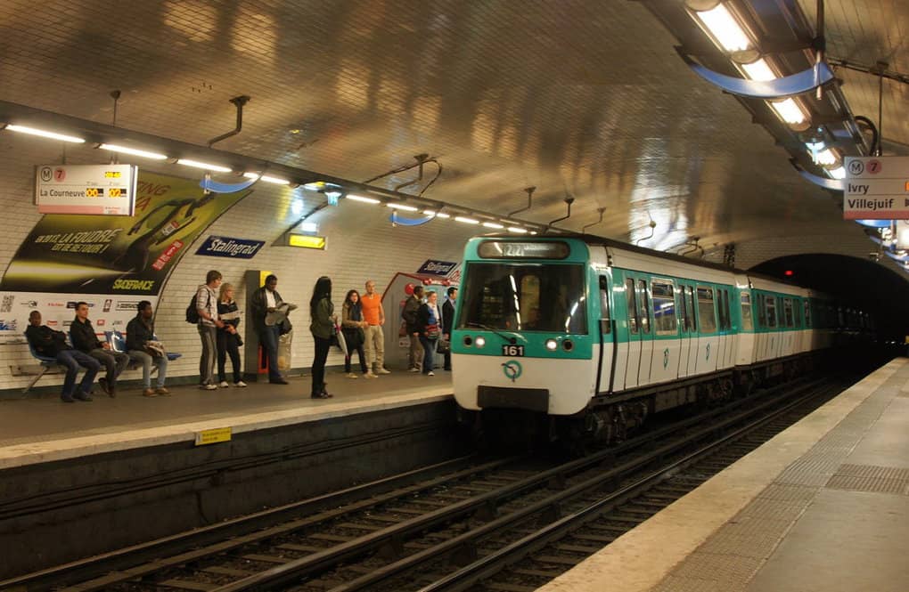 Top 10 longest metro lines in the world