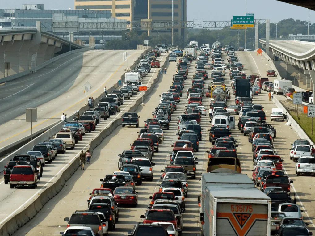 Top 10 longest traffic jams in the world in which cars stood for several days