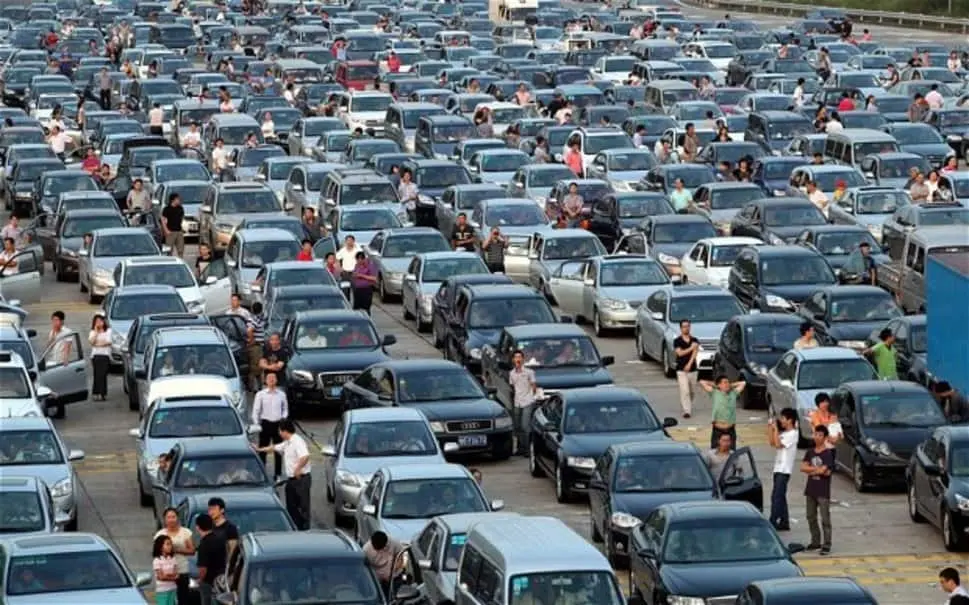 Top 10 longest traffic jams in the world in which cars stood for several days