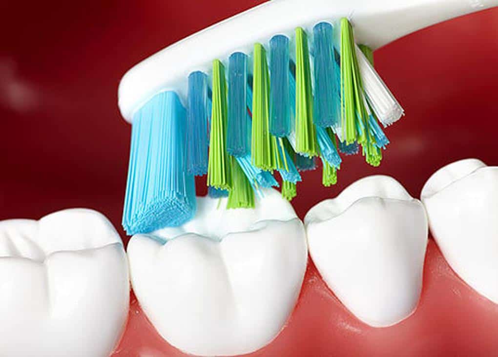 Top 10 Mistakes When Brushing Your Teeth