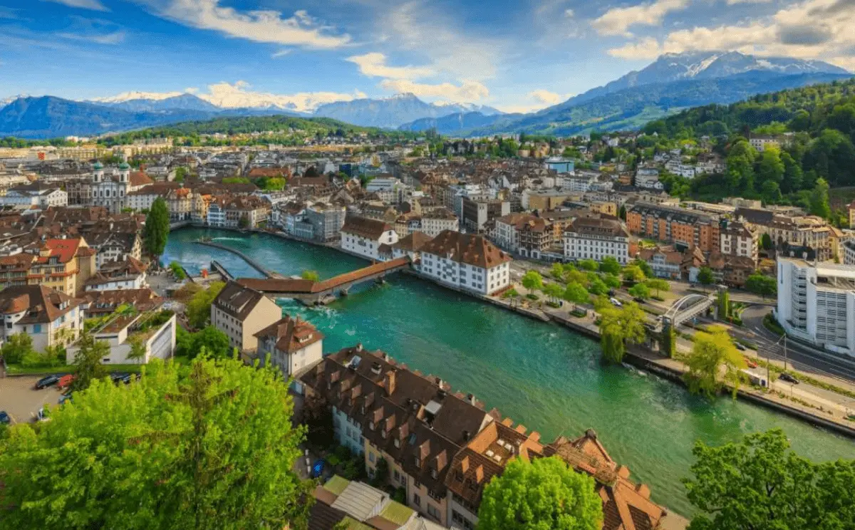 Top 10 most beautiful and unforgettable cities in Switzerland