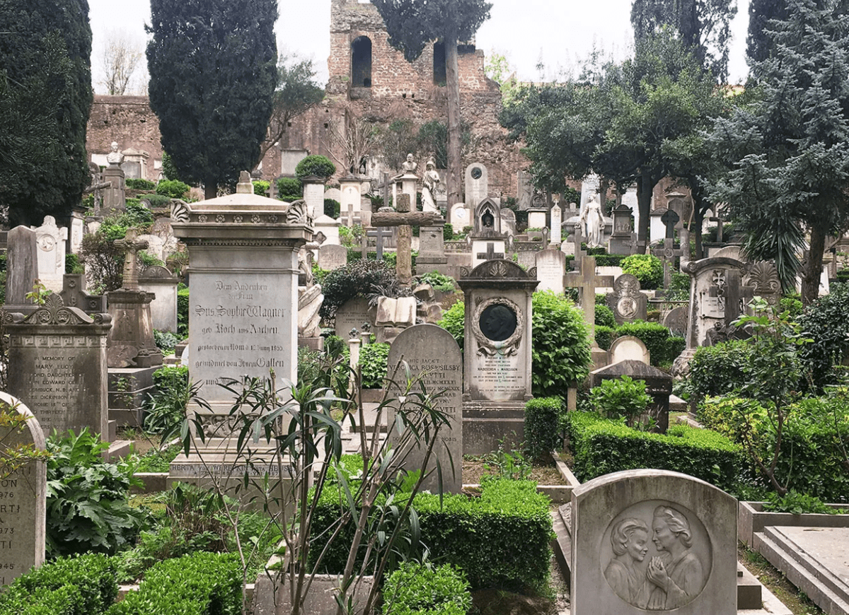 Top 10 most beautiful cemeteries in the world