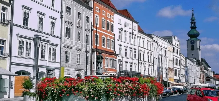 Top 10 most beautiful cities in Austria, according to tourists