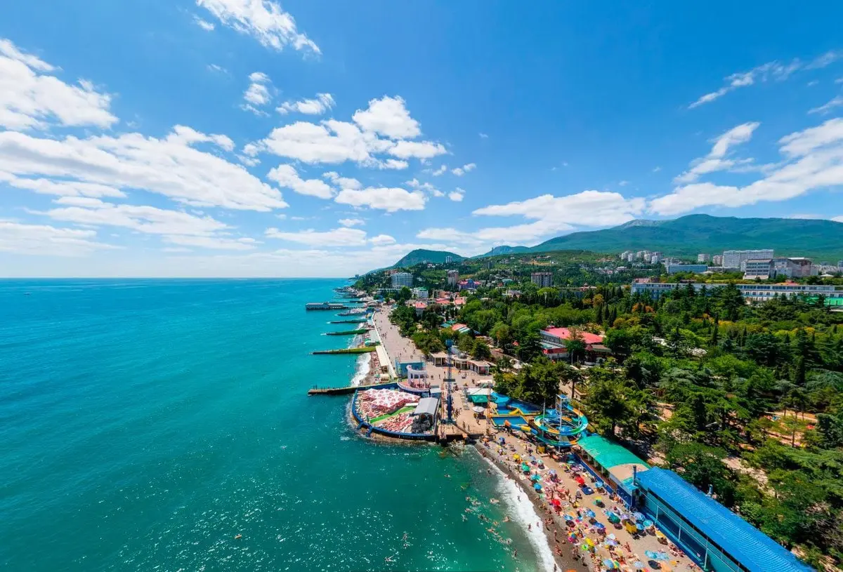 Top 10 most beautiful cities in Crimea, where you should spend your holidays