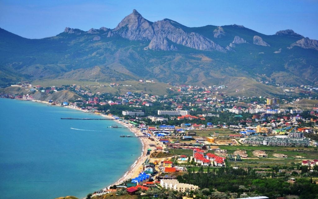 Top 10 most beautiful cities in Crimea, where you should spend your holidays