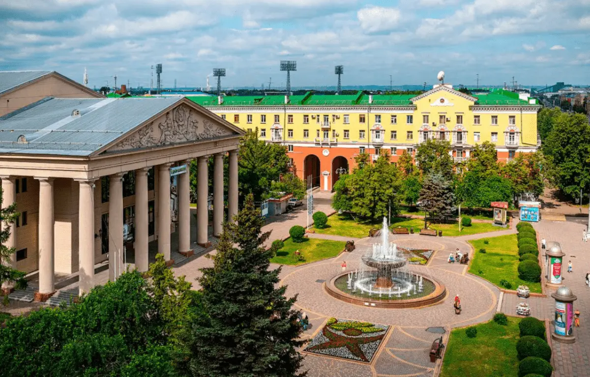 Top 10 most beautiful cities in Siberia with photos