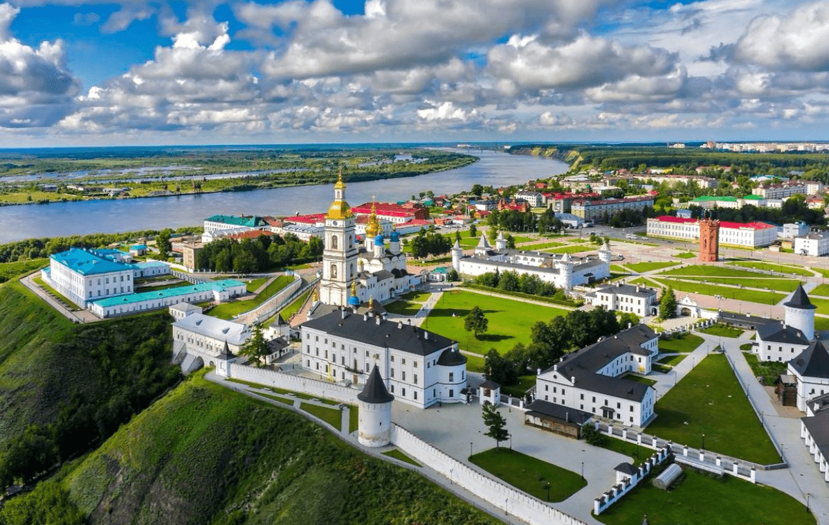 Top 10 most beautiful cities in Siberia with photos