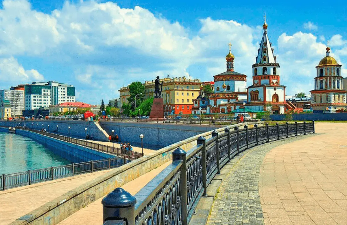 Top 10 most beautiful cities in Siberia with photos