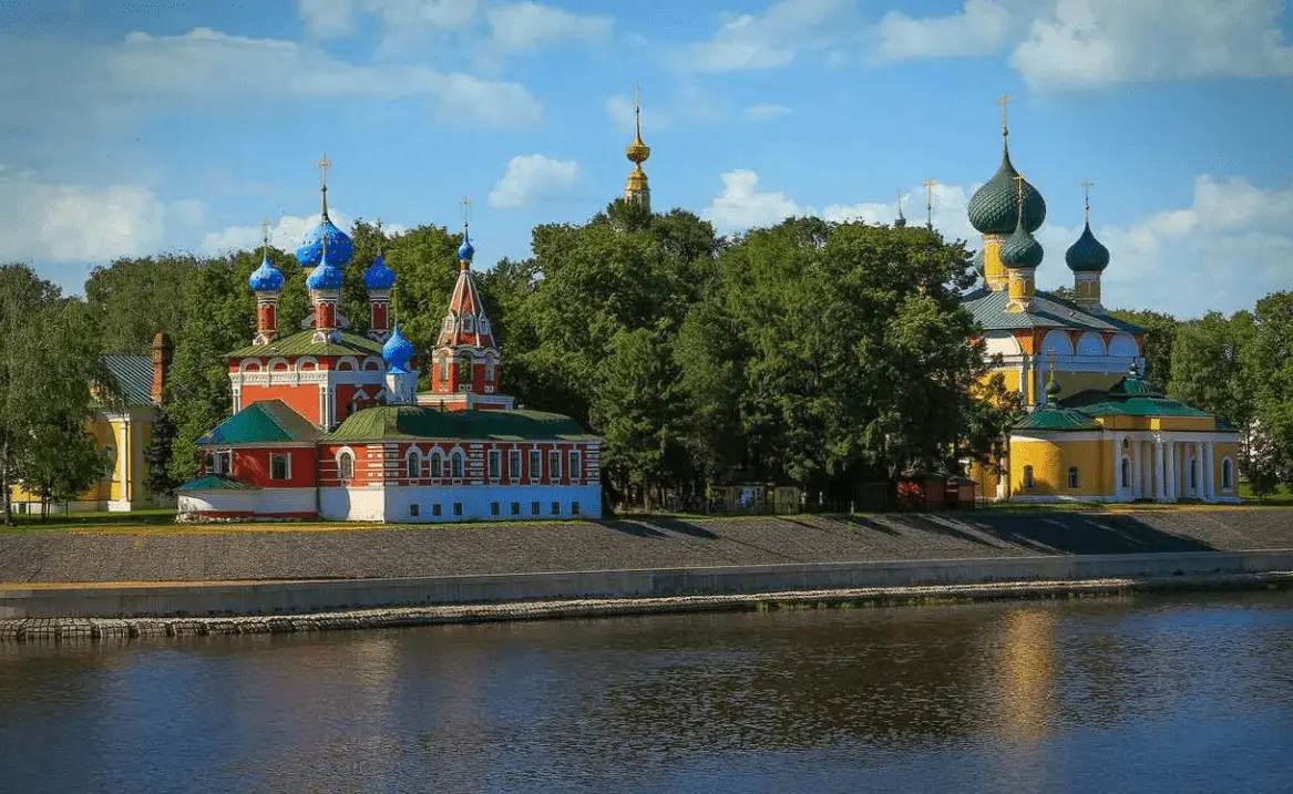 Top 10 most beautiful cities of the Golden Ring of Russia that carry the history of the country