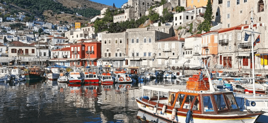 Top 10 most beautiful islands in Greece