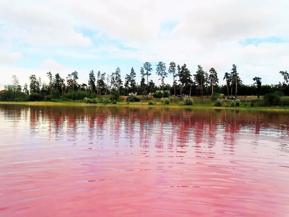 Top 10 most beautiful lakes in Russia for a wonderful holiday with children