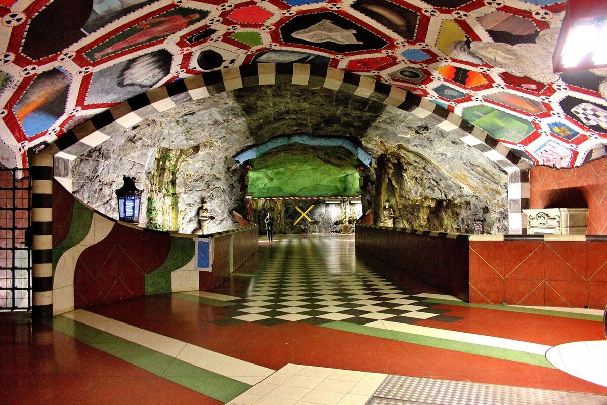 Top 10 most beautiful metro stations in Stockholm