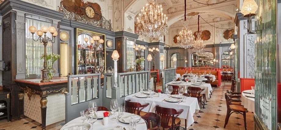 Top 10 most beautiful restaurants in Moscow by interior design