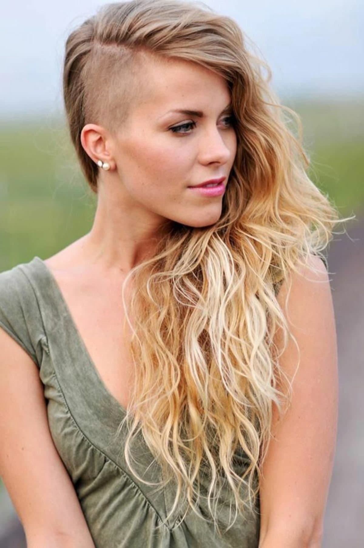 Top 10 most fashionable womens haircuts for long hair in 2019