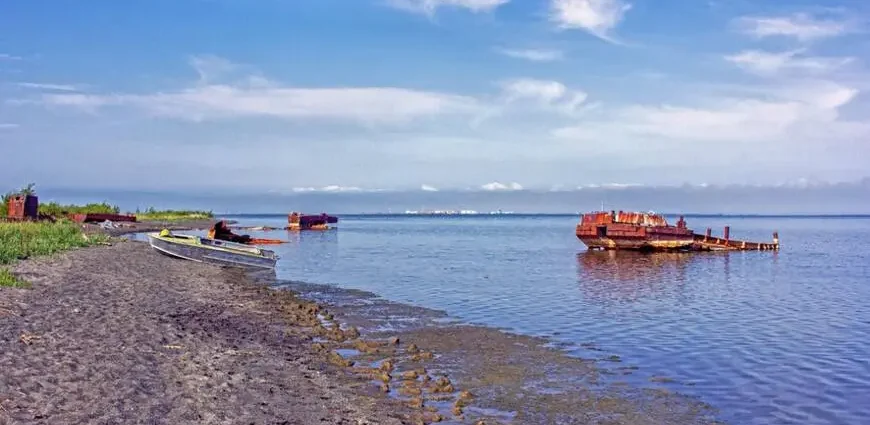 Top 10 smallest lakes in Russia