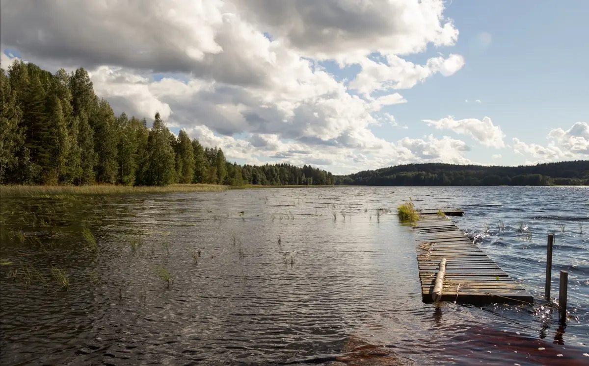 Top 10 smallest lakes in Russia