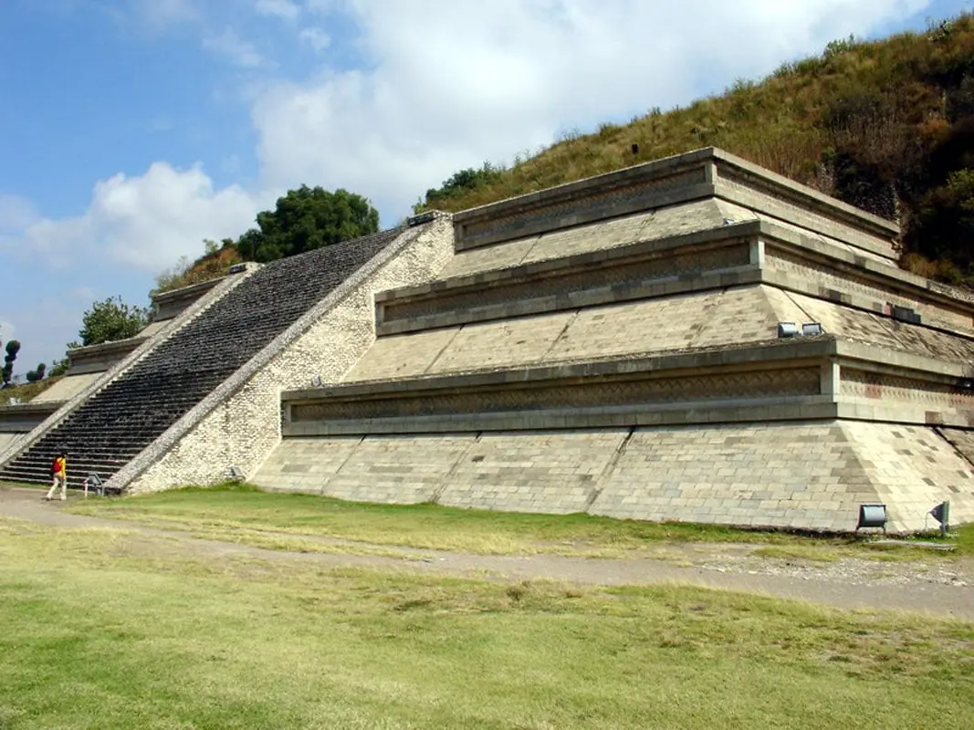 Top 10 tallest pyramids in Egypt - the greatest tombs in the world