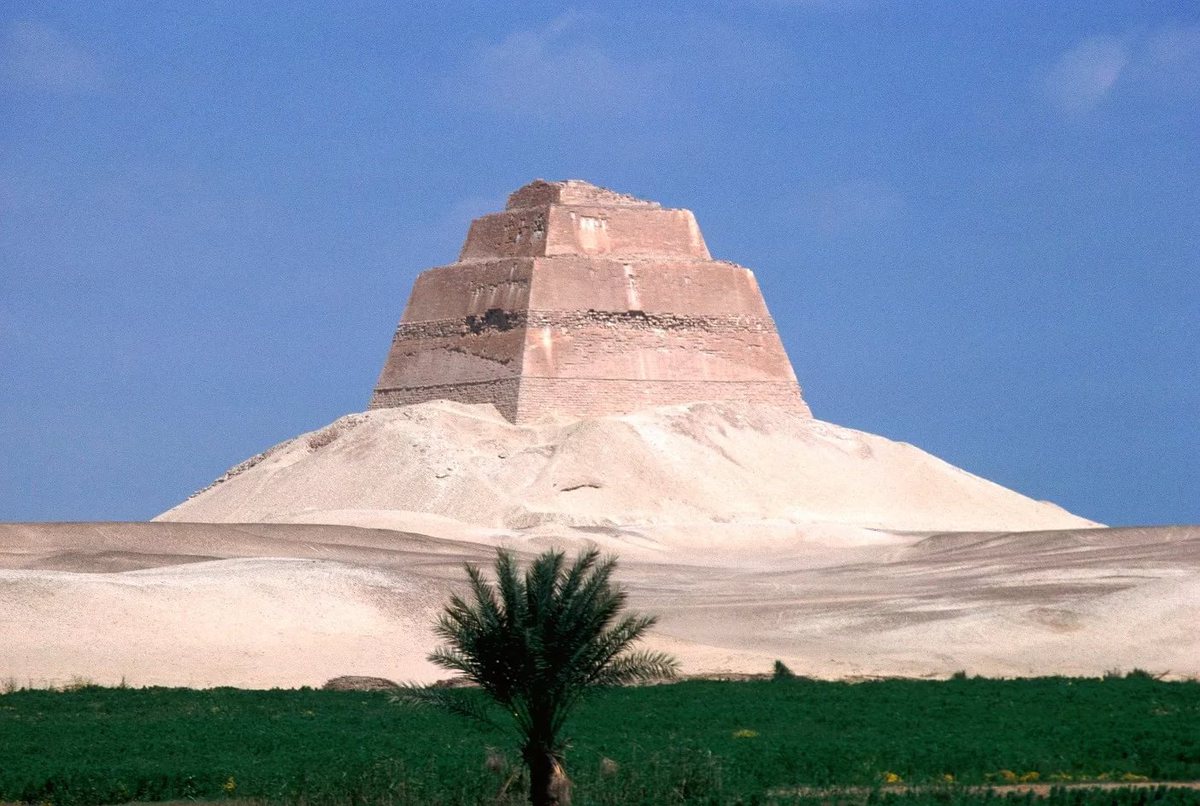 Top 10 tallest pyramids in Egypt - the greatest tombs in the world