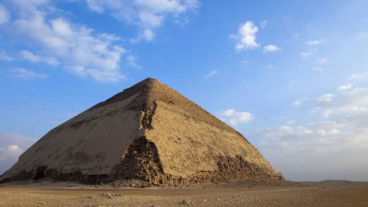 Top 10 tallest pyramids in Egypt - the greatest tombs in the world