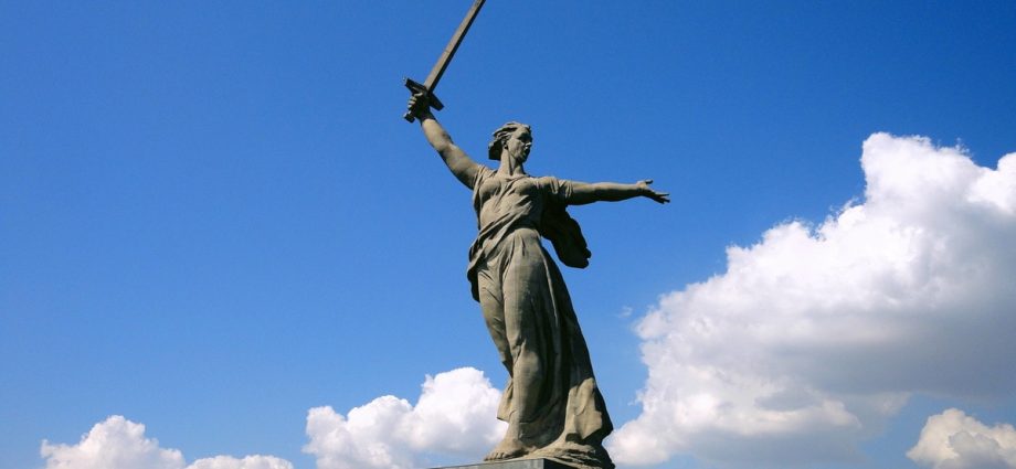 Top 10 tallest statues in the world