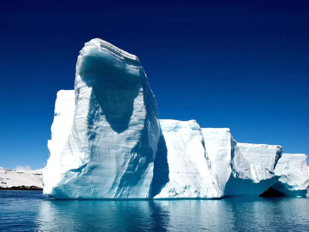 Top 10. The largest icebergs in the world