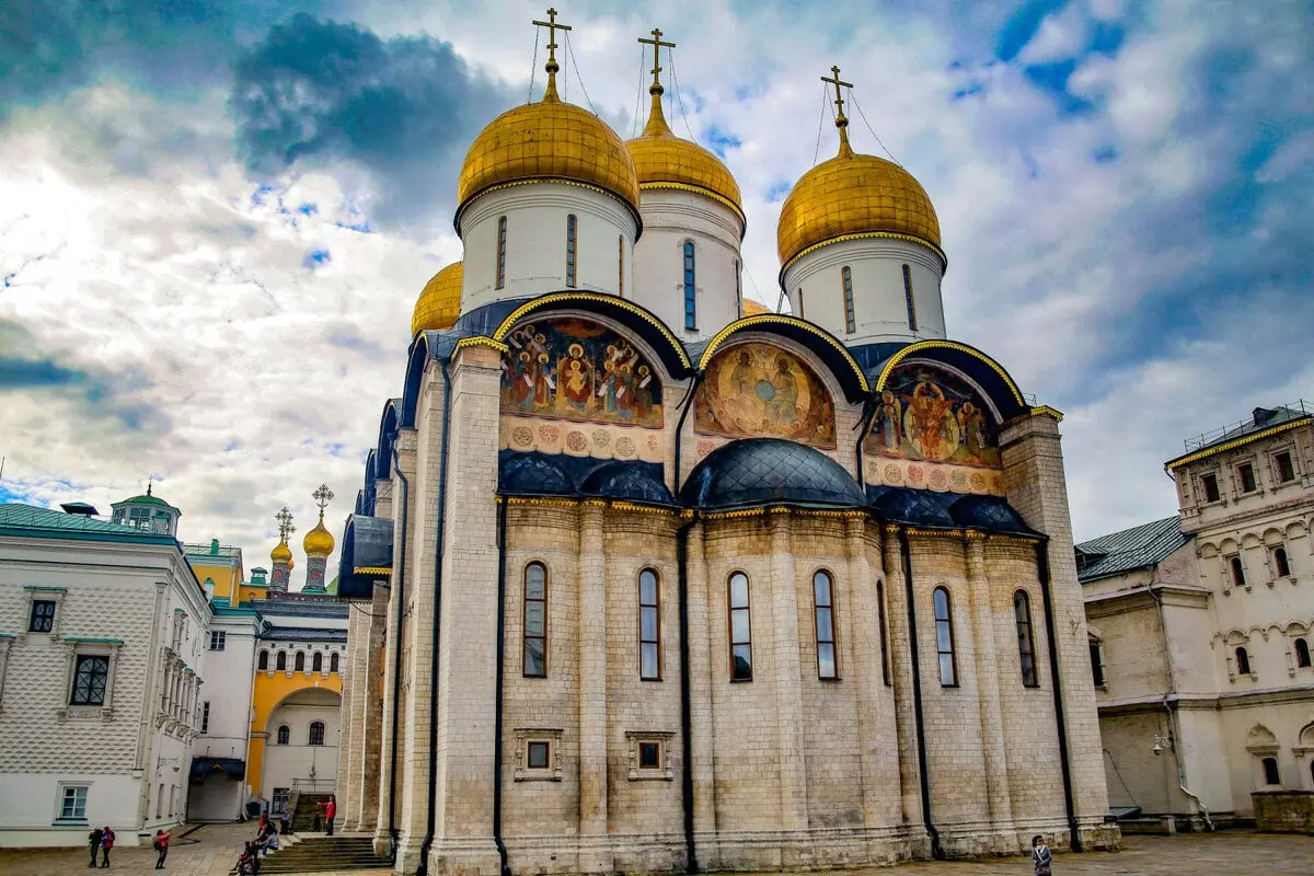 Top 10. The oldest churches in Moscow and the Moscow region