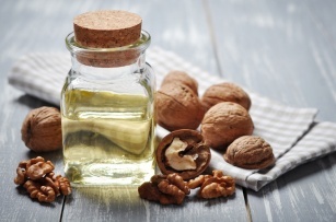 Walnut oil &#8211; properties and uses