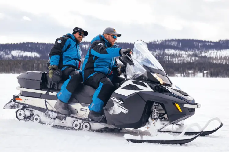 Winter suit for fishing: TOP of the most comfortable and warm models