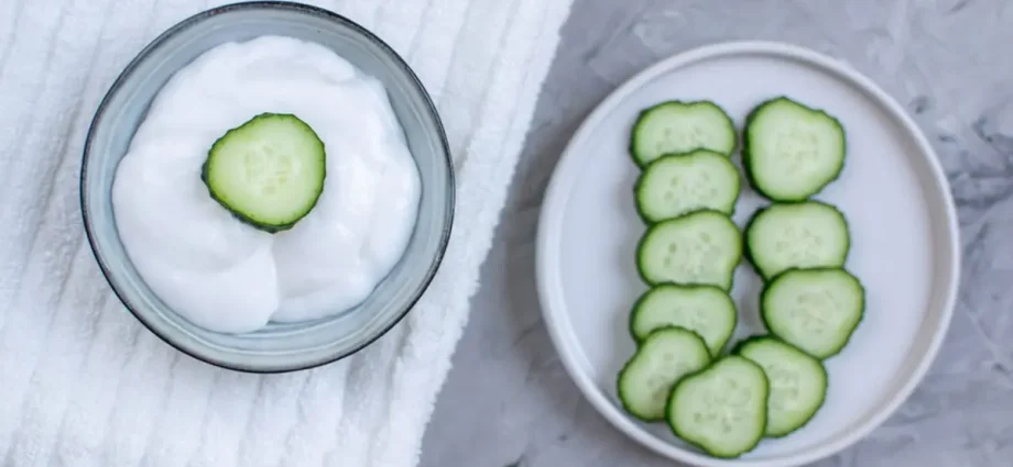 Cucumber masks: homemade recipes or ready-made products?