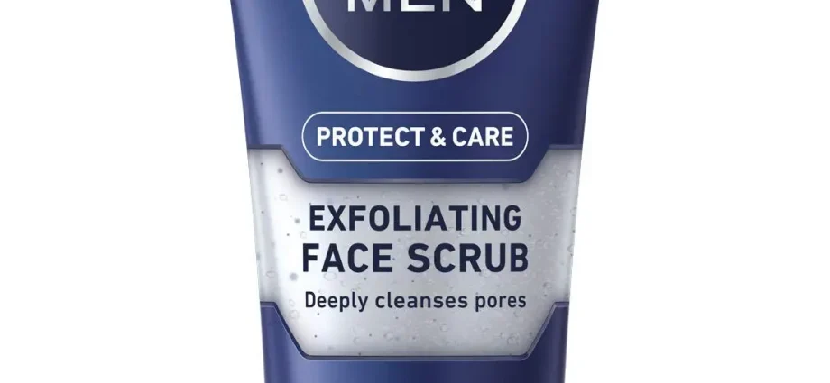 Facial scrub for men