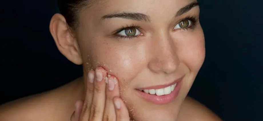 How to restore skin after the holidays: 5 tips