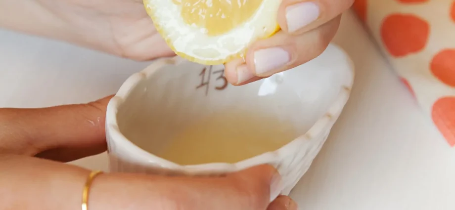 Lemon face mask: homemade or ready-made?