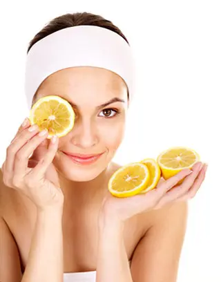 Peeling with fruit acids