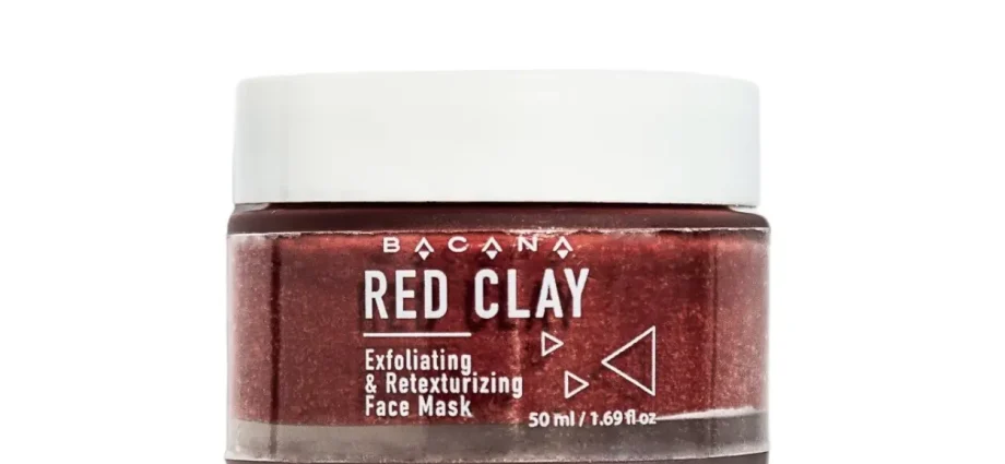 Red clay for the face