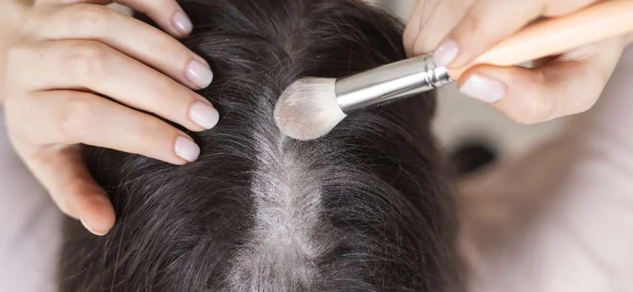 Sprinkle your head: how to use dry shampoo