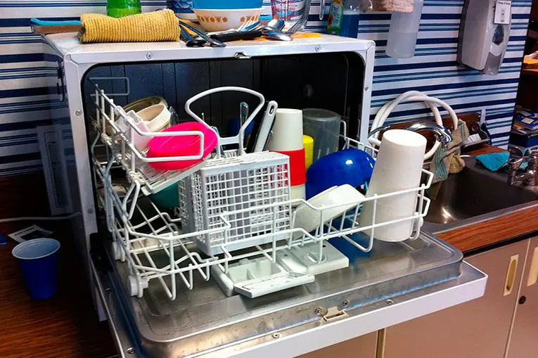 3 steps to connect a desktop dishwasher to communications