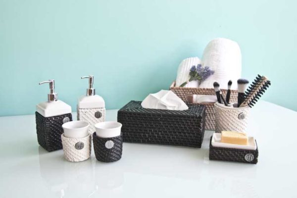 Bathroom accessories: types, choice, prices (48 photos)